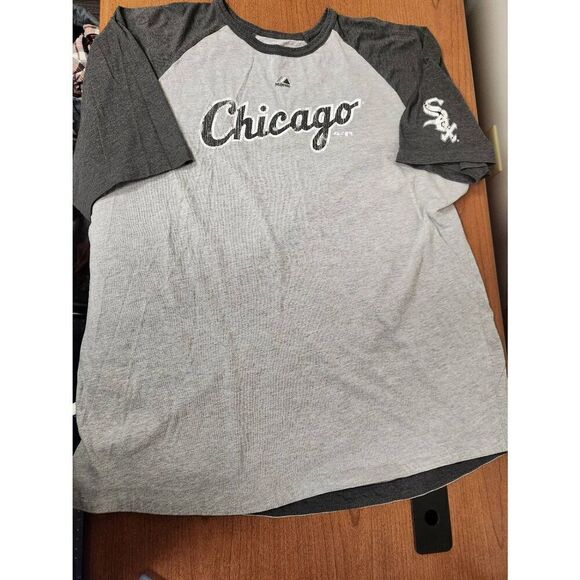 Majestic Other - Majestic 2XL Chicago White Sox Black and Grey T-shirt
